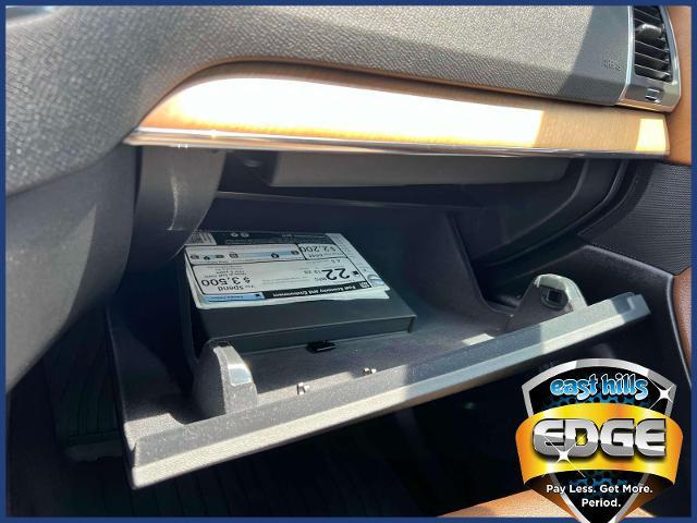 2021 Volvo XC90 Vehicle Photo in Roslyn, NY 11576