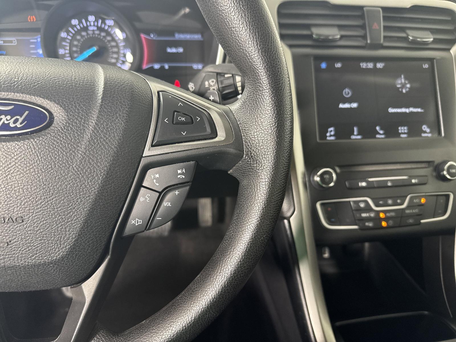 2017 Ford Fusion Vehicle Photo in GEORGETOWN, TX 78626-7508