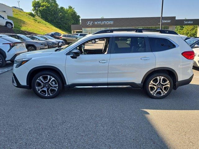 2024 Subaru Ascent Vehicle Photo in Pleasant Hills, PA 15236