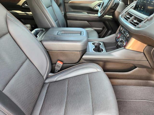 2023 Chevrolet Suburban Vehicle Photo in DENTON, TX 76210-9321