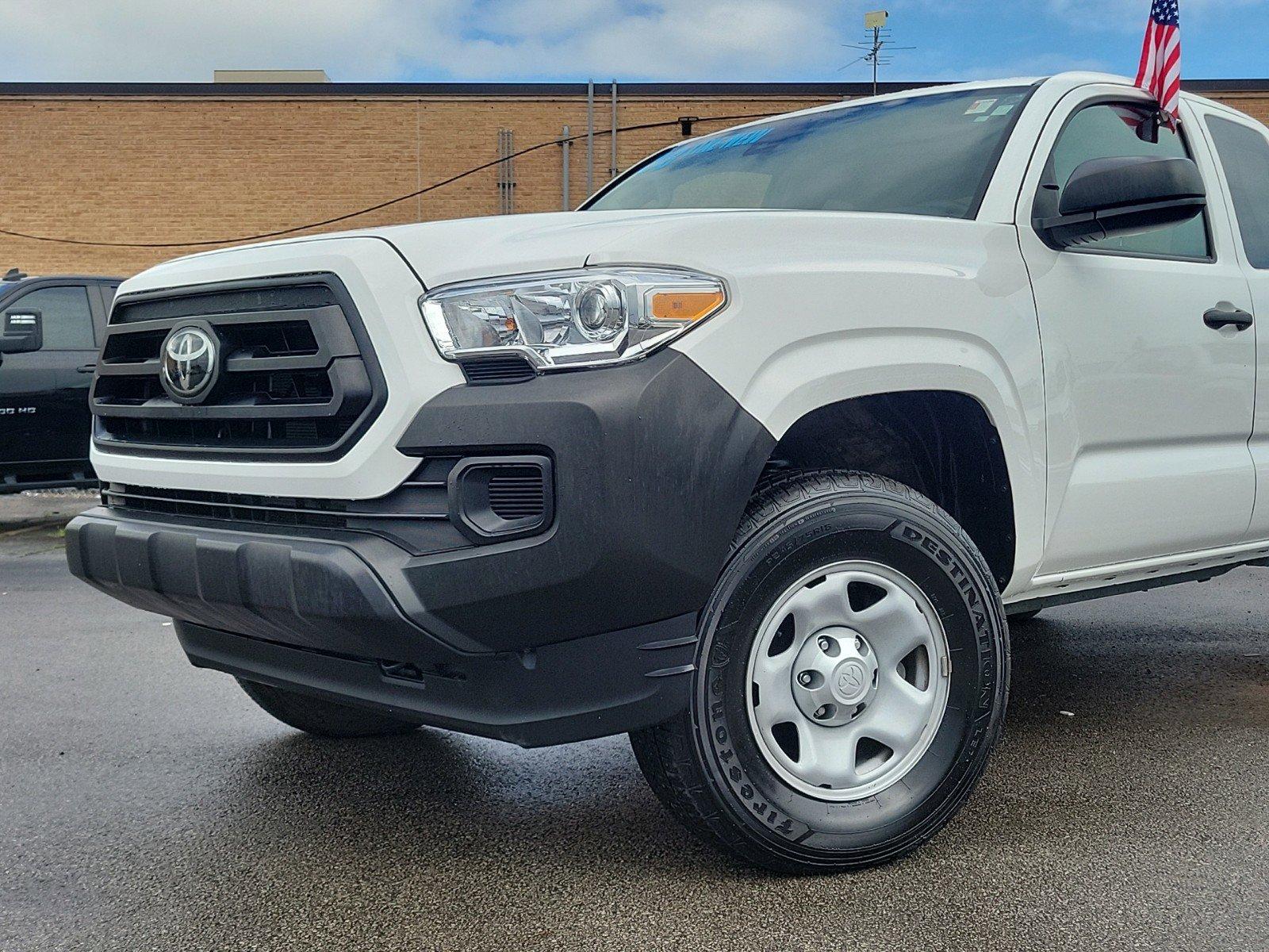 2023 Toyota Tacoma 2WD Vehicle Photo in Saint Charles, IL 60174