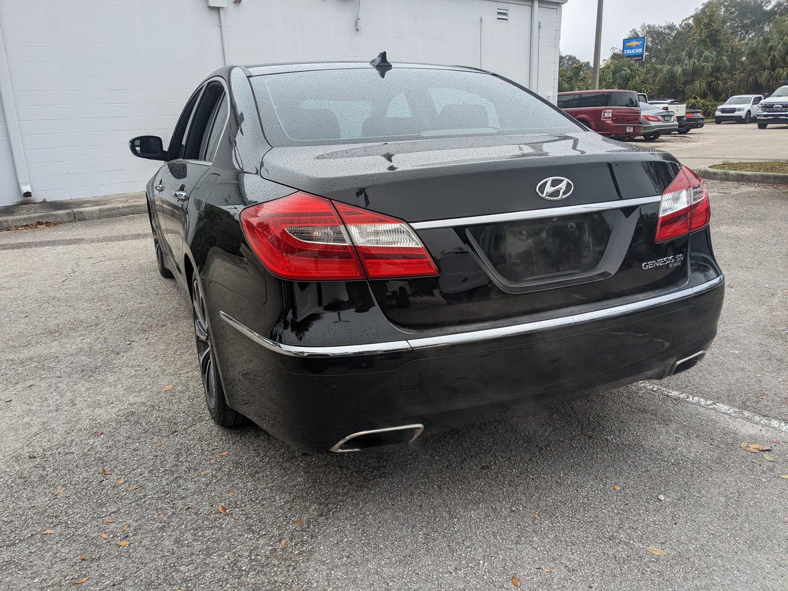 2013 Hyundai GENESIS Vehicle Photo in Jacksonville, FL 32256