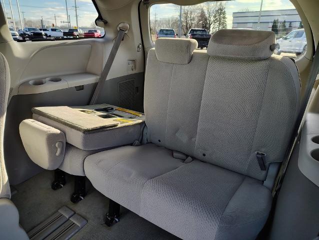 2012 Toyota Sienna Vehicle Photo in GREEN BAY, WI 54304-5303