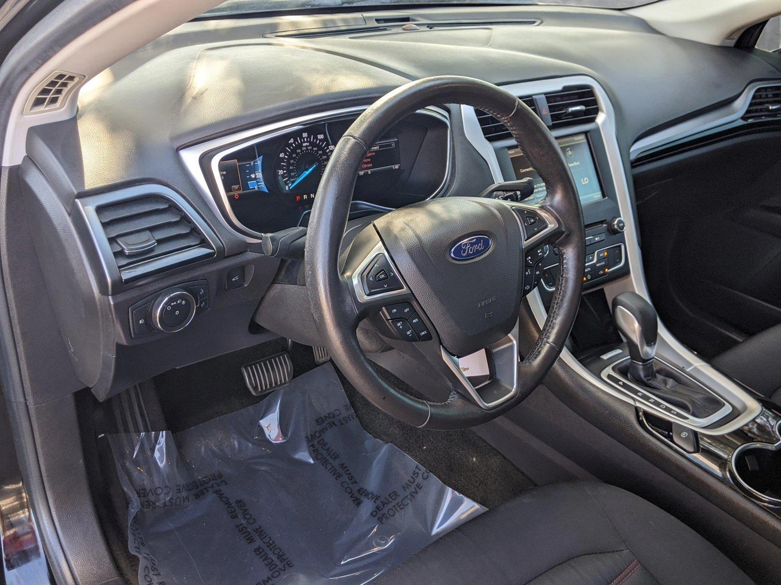 2016 Ford Fusion Vehicle Photo in PEMBROKE PINES, FL 33024-6534