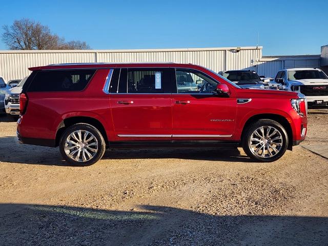 2022 GMC Yukon XL Vehicle Photo in PARIS, TX 75460-2116