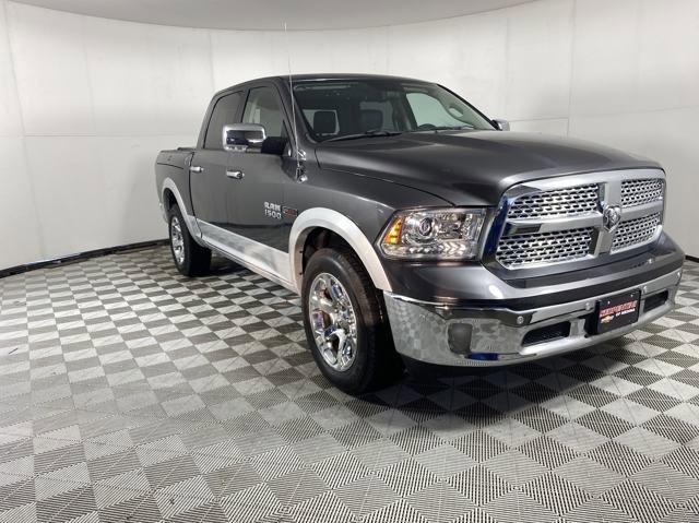 2015 Ram 1500 Vehicle Photo in MEDINA, OH 44256-9001