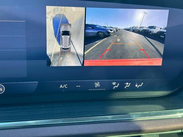2025 Buick Envision Vehicle Photo in COLUMBIA, MO 65203-3903