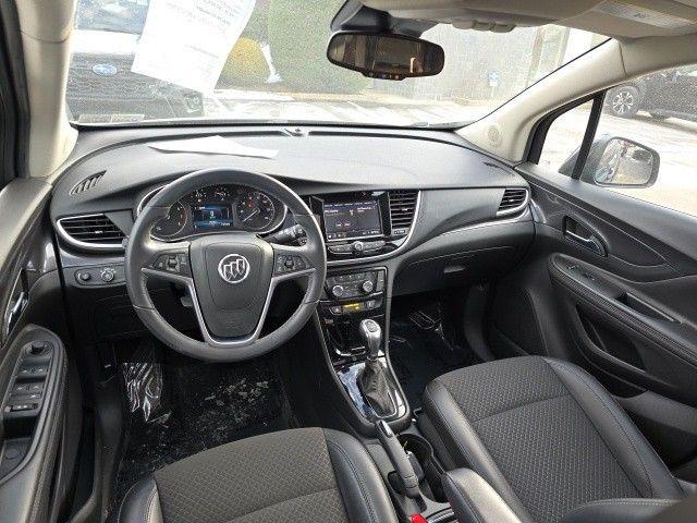 2022 Buick Encore Vehicle Photo in Pleasant Hills, PA 15236