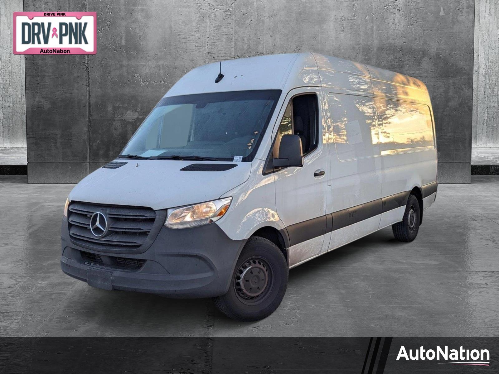 2022 Mercedes-Benz Sprinter Cargo Van Vehicle Photo in Delray Beach, FL 33444