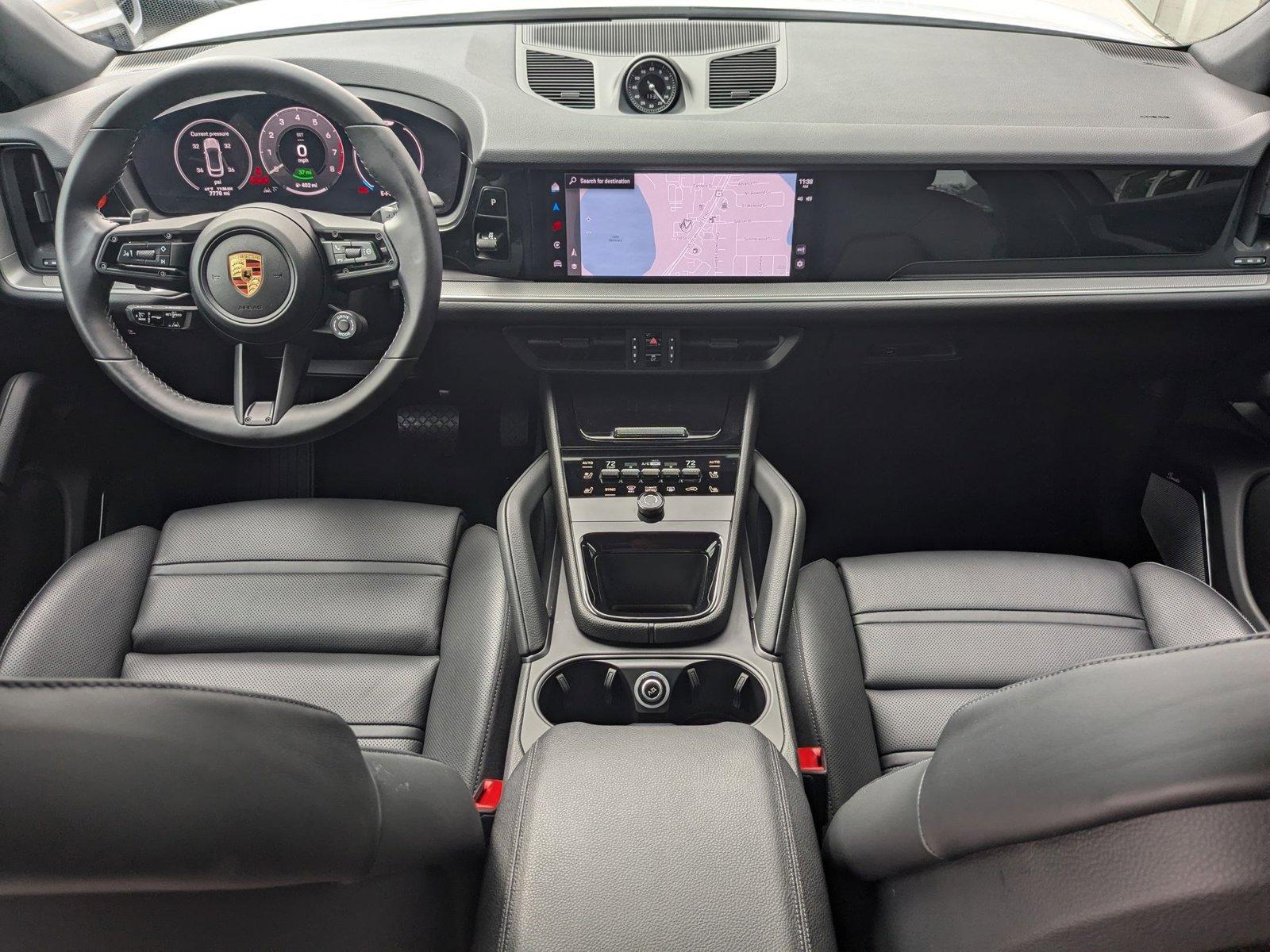 2024 Porsche Cayenne Vehicle Photo in Maitland, FL 32751