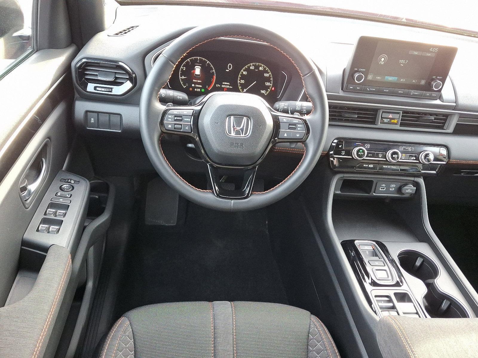 2025 Honda Pilot Vehicle Photo in Harrisburg, PA 17111