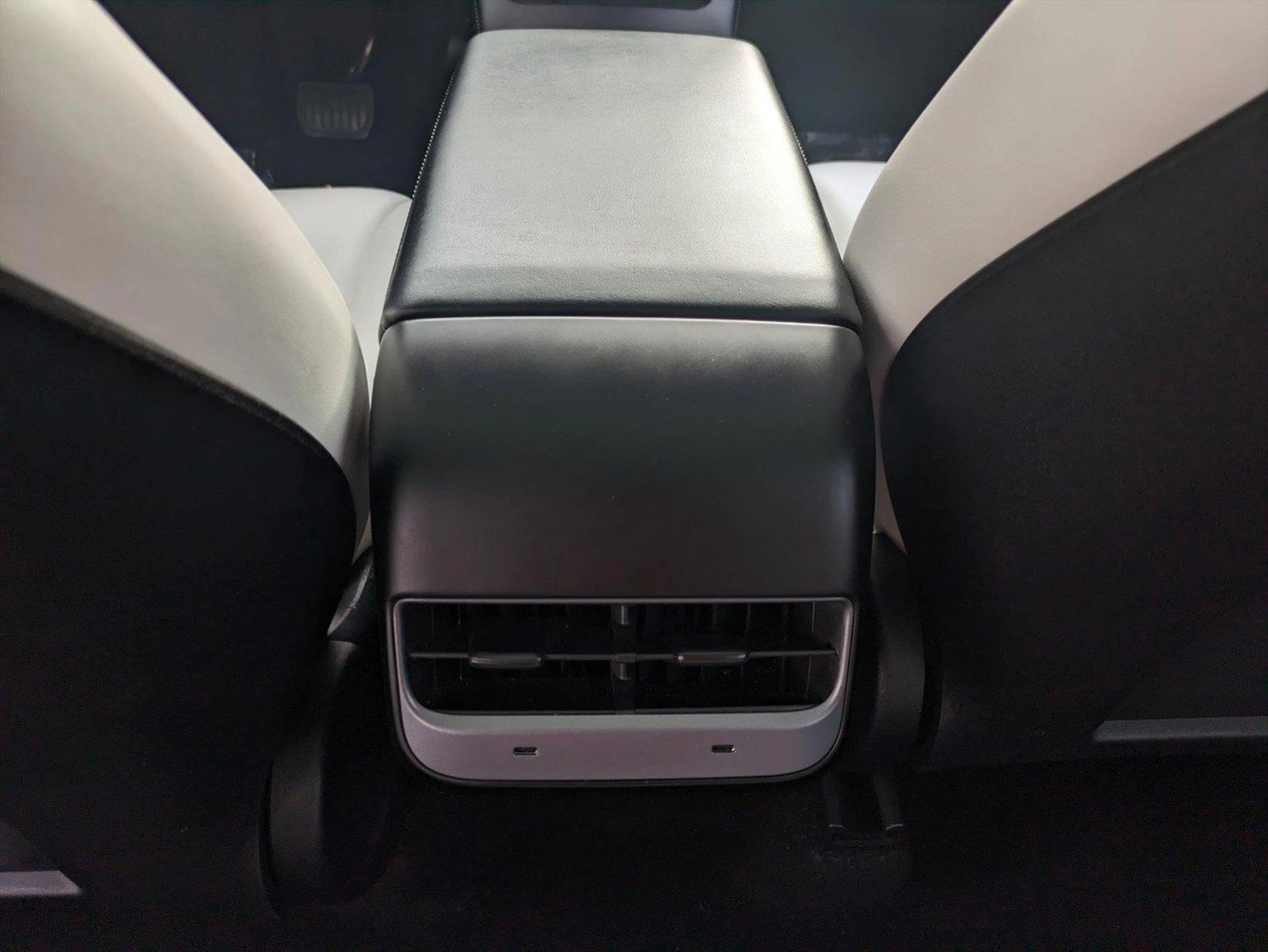 2023 Tesla Model Y Vehicle Photo in GREENACRES, FL 33463-3207