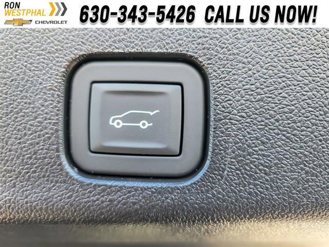 2025 Chevrolet Traverse Vehicle Photo in AURORA, IL 60503-9326