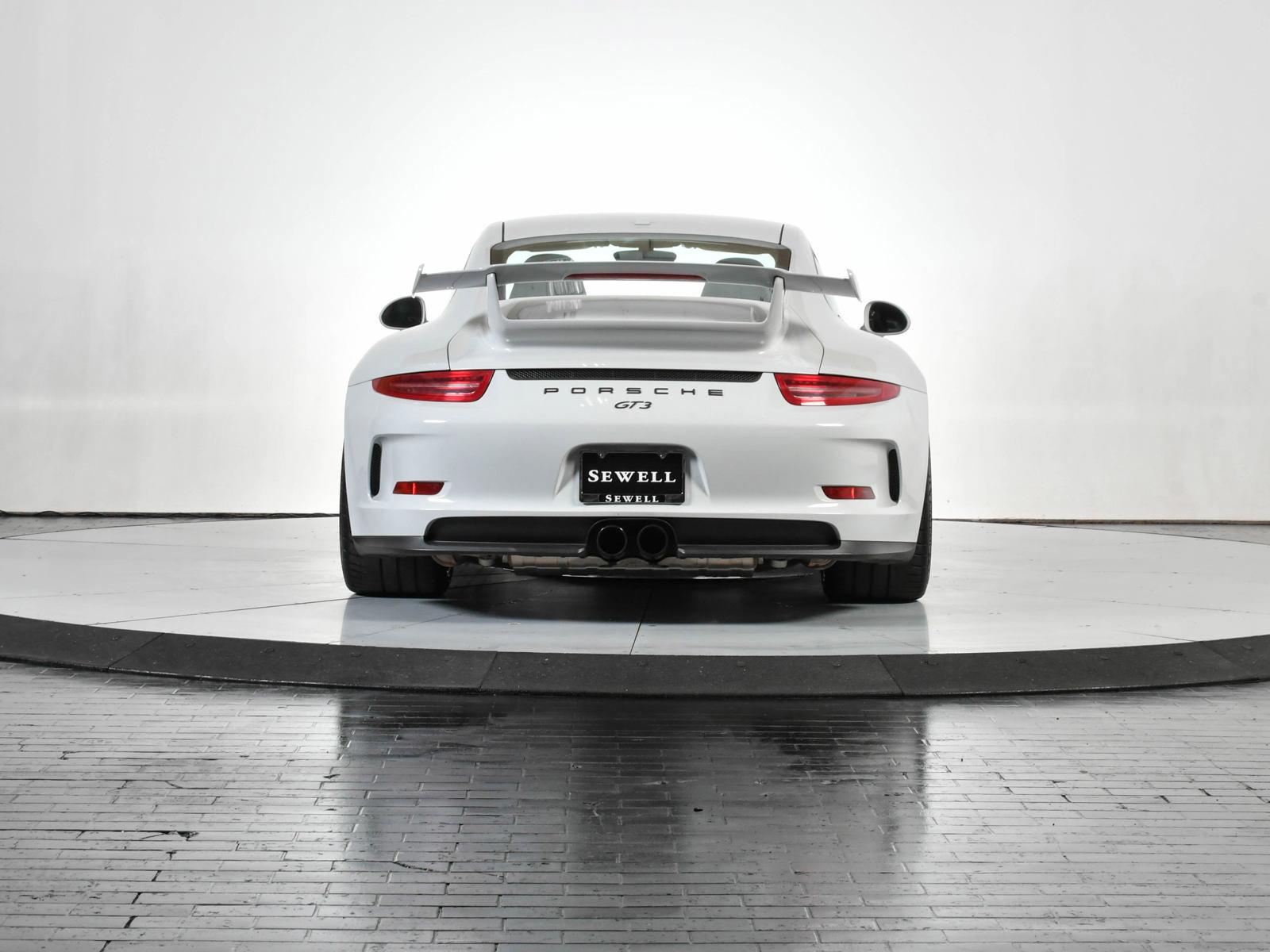 2015 Porsche 911 Vehicle Photo in DALLAS, TX 75235