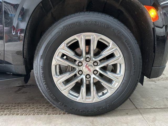 2021 GMC Yukon XL Vehicle Photo in MEDINA, OH 44256-9631