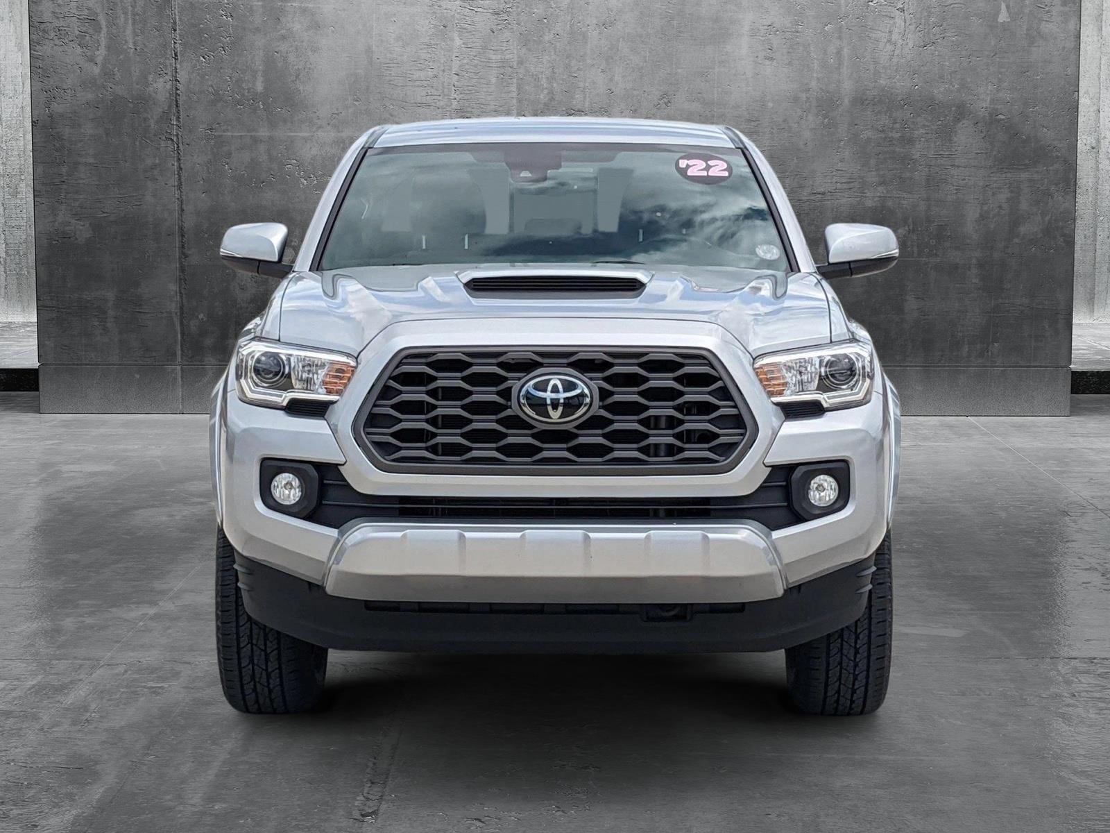 2022 Toyota Tacoma 2WD Vehicle Photo in Davie, FL 33331