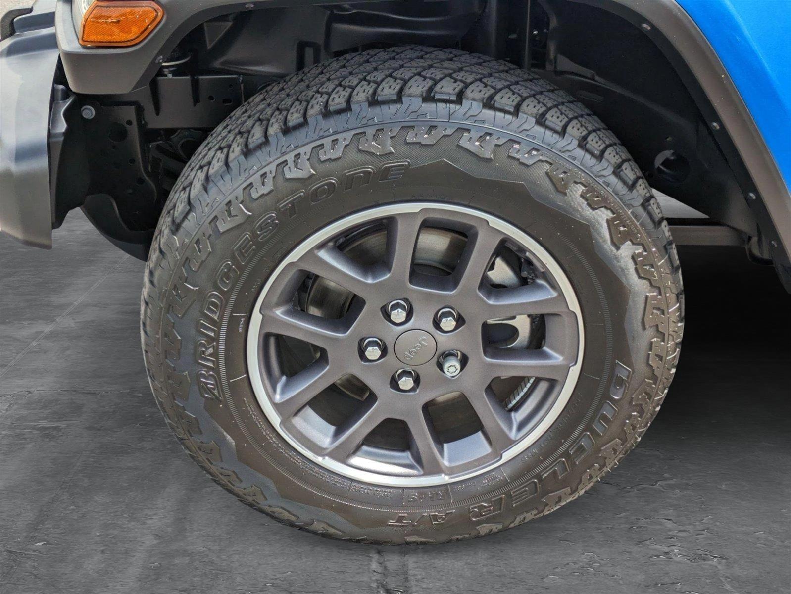 2022 Jeep Gladiator Vehicle Photo in GILBERT, AZ 85297-0446