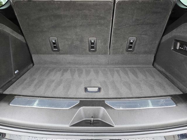 2021 Cadillac Escalade Vehicle Photo in DENTON, TX 76210-9321