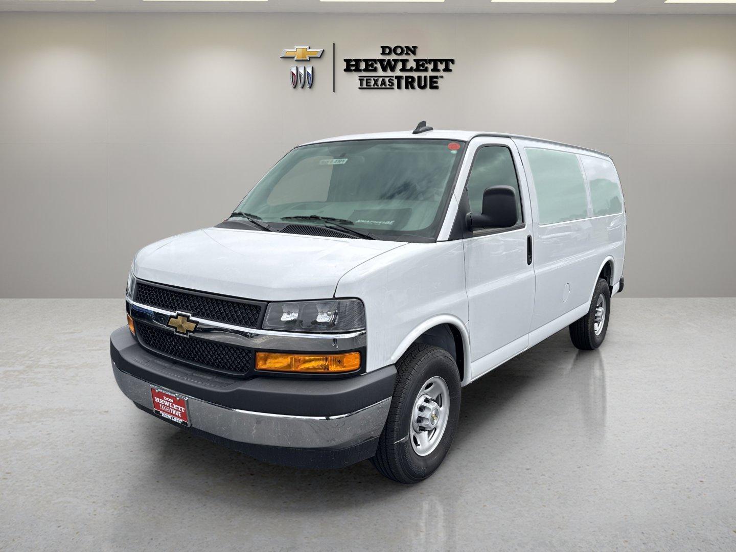 2024 Chevrolet Express Cargo 2500 Vehicle Photo in GEORGETOWN, TX 78626-7508