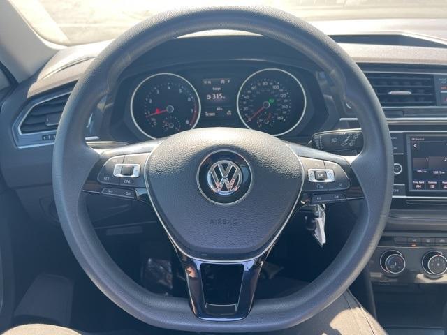 2018 Volkswagen Tiguan Vehicle Photo in GREEN BAY, WI 54304-5303