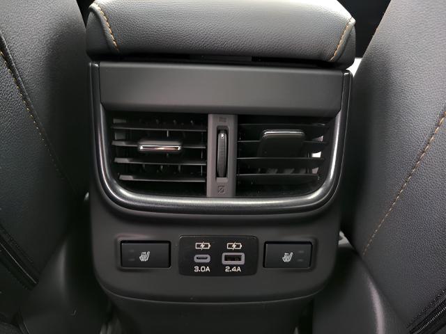 2025 Subaru Outback Vehicle Photo in Green Bay, WI 54304