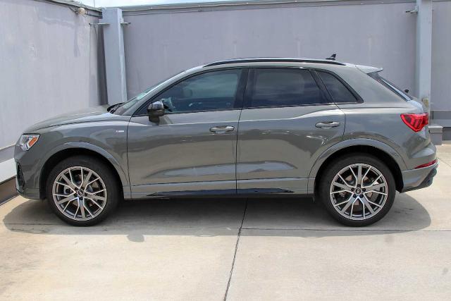 2025 Audi Q3 Vehicle Photo in SUGAR LAND, TX 77478
