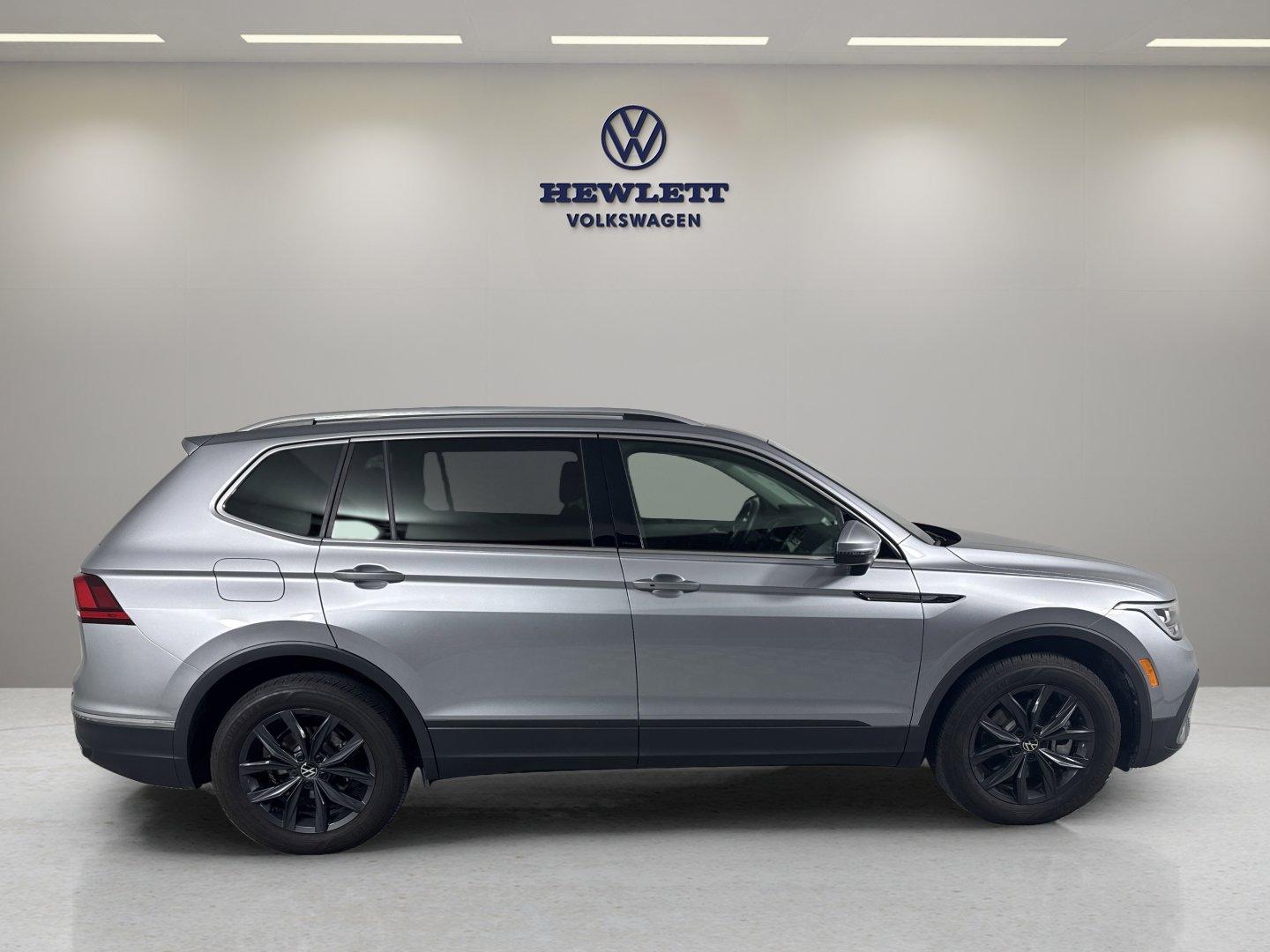 2024 Volkswagen Tiguan Vehicle Photo in Georgetown, TX 78626