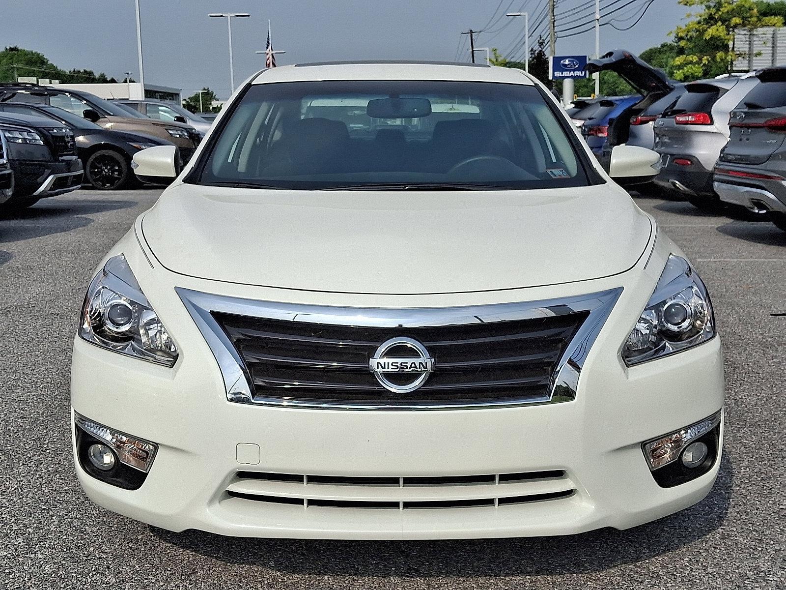 Used 2015 Nissan Altima SV with VIN 1N4AL3AP5FC295781 for sale in Mechanicsburg, PA