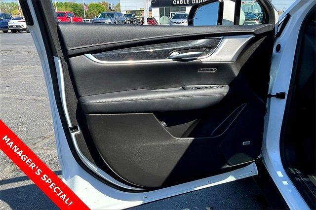 2021 Cadillac XT5 Vehicle Photo in TOPEKA, KS 66609-0000