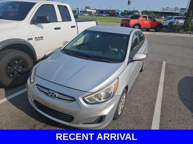 2016 Hyundai ACCENT Vehicle Photo in Merrillville, IN 46410