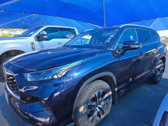 2022 Toyota Highlander Vehicle Photo in Decatur, TX 76234