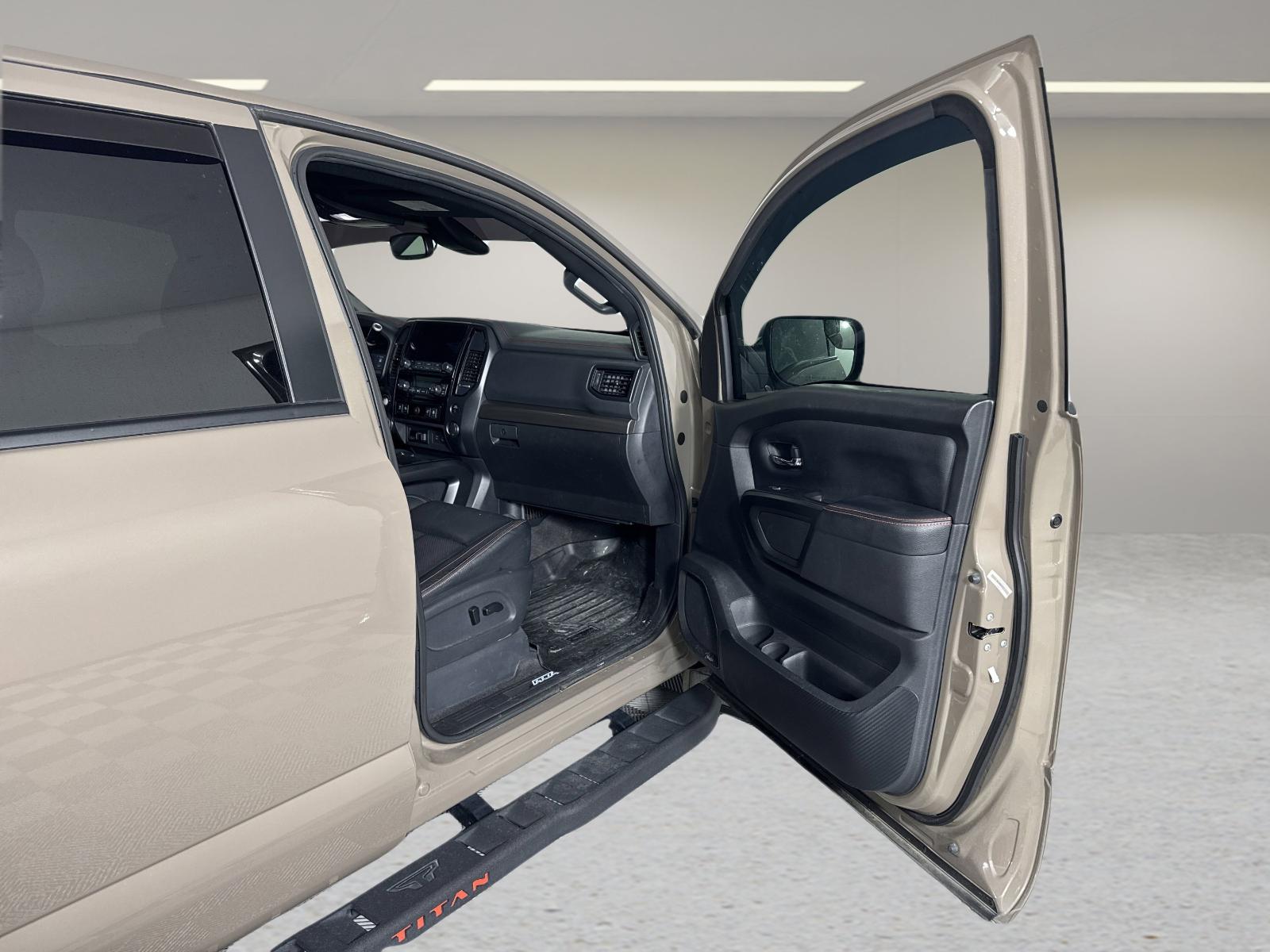2021 Nissan Titan Vehicle Photo in GEORGETOWN, TX 78626-7508