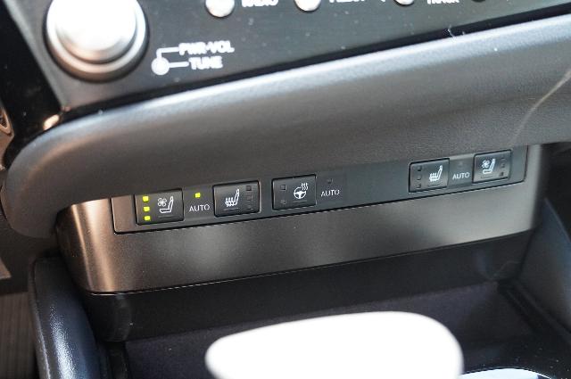 2023 Lexus ES 350 Vehicle Photo in Riverdale, UT 84405