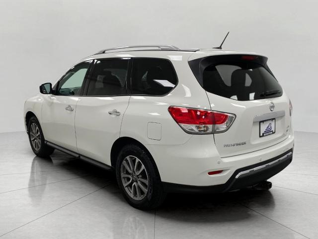 2015 Nissan Pathfinder Vehicle Photo in Appleton, WI 54913