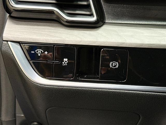 2024 Kia Sportage Vehicle Photo in EVERETT, WA 98203-5662