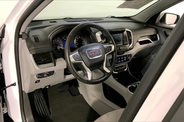 2024 GMC Terrain Vehicle Photo in Lees Summit, MO 64086