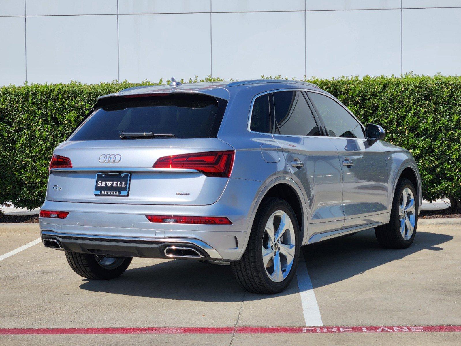 2024 Audi Q5 Vehicle Photo in MCKINNEY, TX 75070