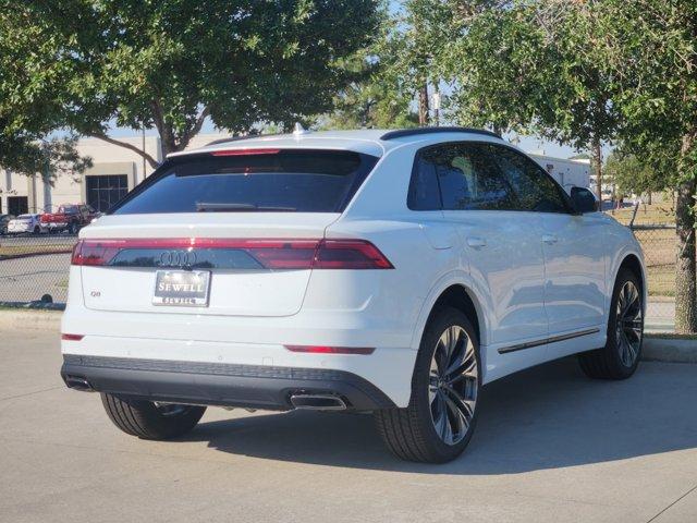 2025 Audi Q8 Vehicle Photo in HOUSTON, TX 77090