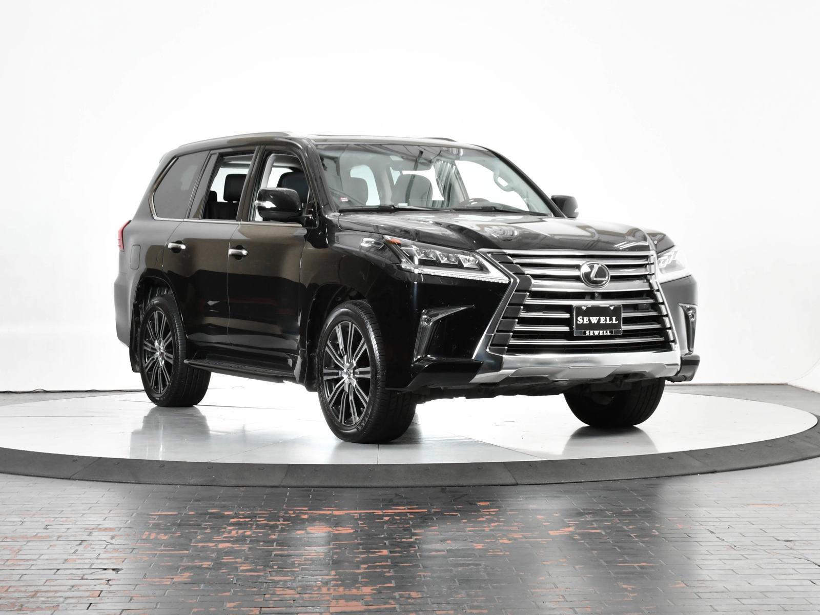 2018 Lexus LX 570 Vehicle Photo in DALLAS, TX 75235