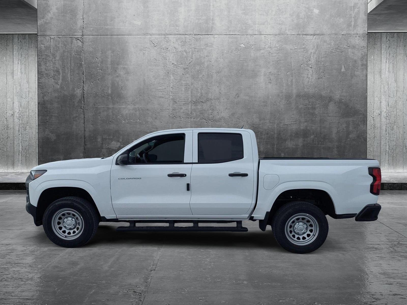 2024 Chevrolet Colorado Vehicle Photo in PEMBROKE PINES, FL 33024-6534