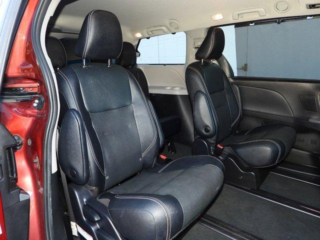 2020 Toyota Sienna Vehicle Photo in DALLAS, TX 75244-5909