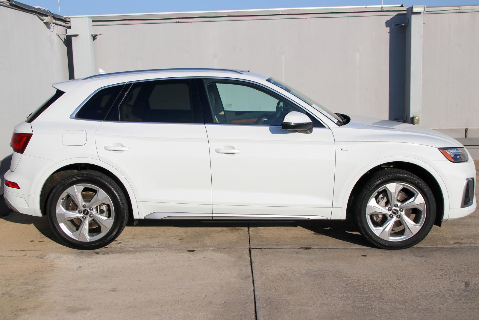 2023 Audi Q5 Vehicle Photo in SUGAR LAND, TX 77478