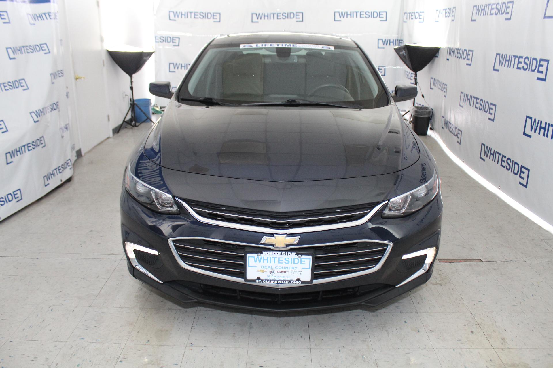 2017 Chevrolet Malibu Vehicle Photo in SAINT CLAIRSVILLE, OH 43950-8512