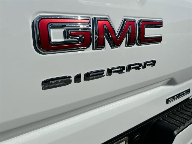 2025 GMC Sierra 1500 Vehicle Photo in GOODYEAR, AZ 85338-1310