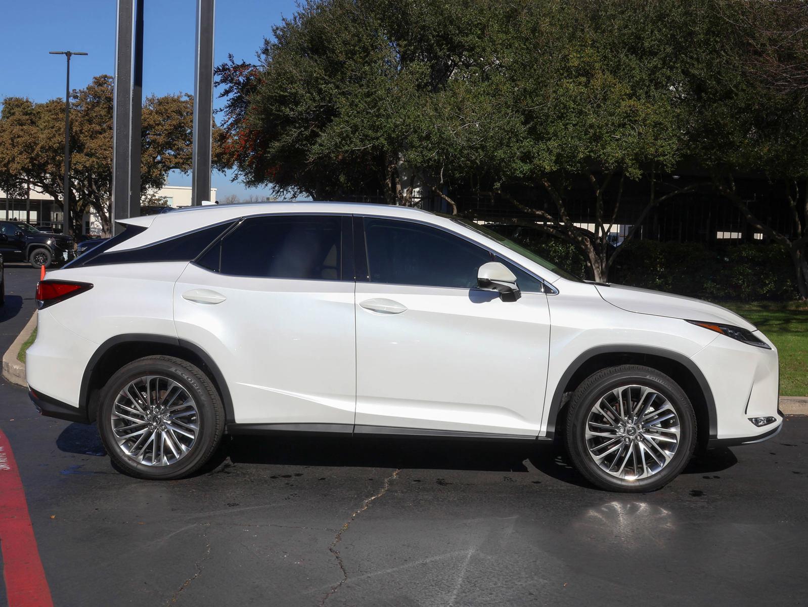 2022 Lexus RX 350 Vehicle Photo in DALLAS, TX 75209-3095