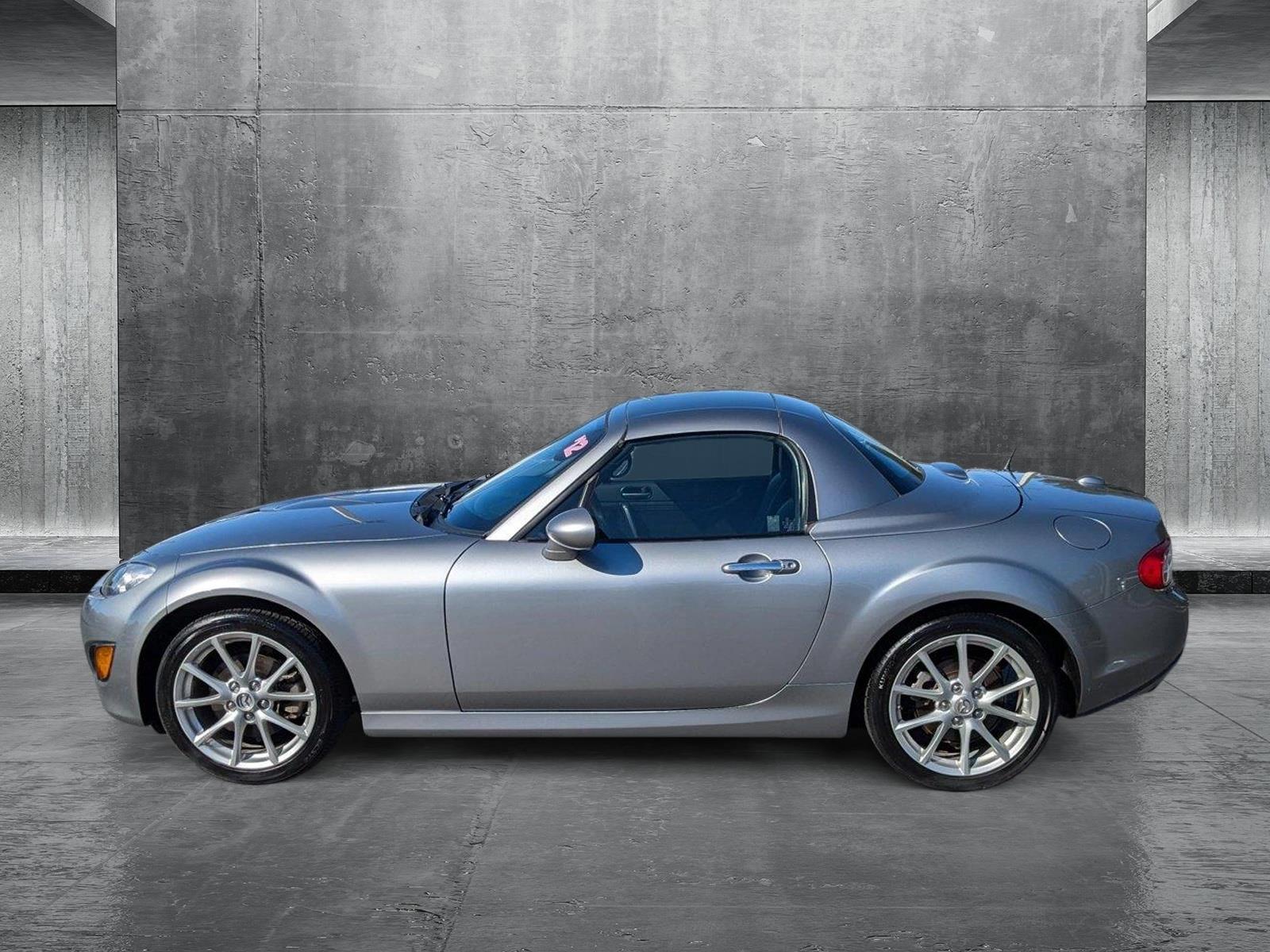 2012 Mazda MX-5 Miata Vehicle Photo in Panama City, FL 32401