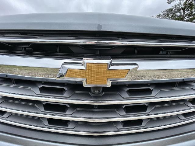 2025 Chevrolet Traverse Vehicle Photo in NEDERLAND, TX 77627-8017