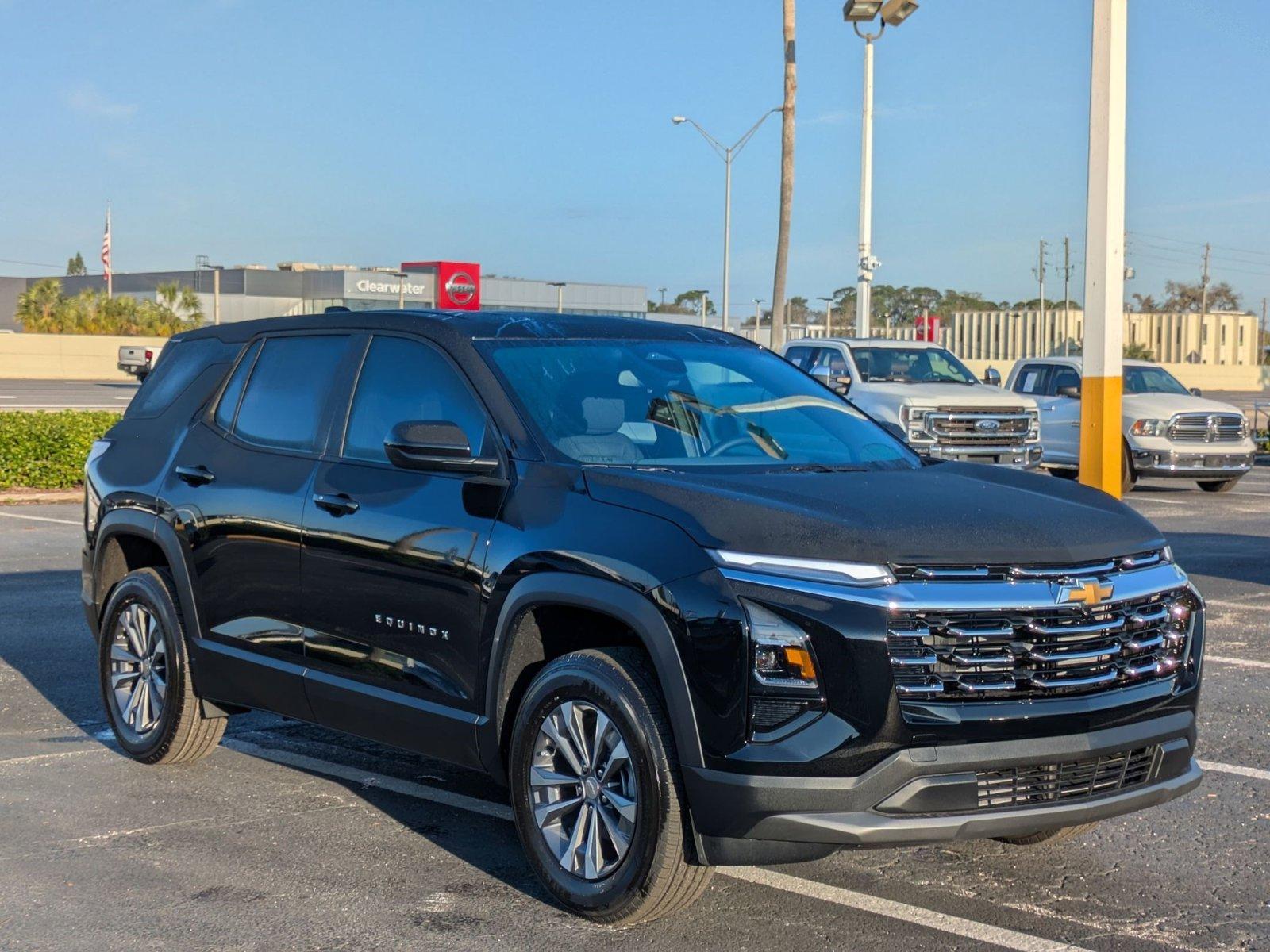 2025 Chevrolet Equinox Vehicle Photo in GREENACRES, FL 33463-3207