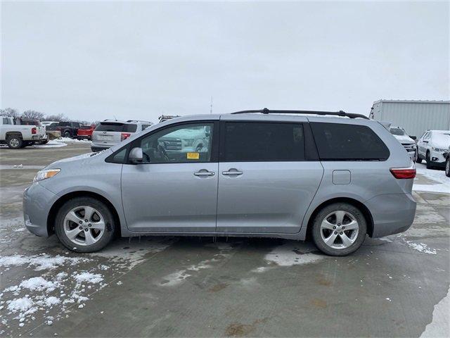 Used 2015 Toyota Sienna LE with VIN 5TDKK3DC2FS640399 for sale in Centralia, MO