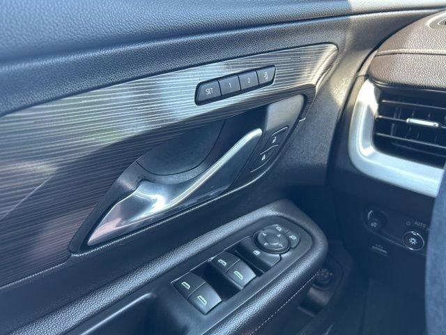 2022 GMC Terrain Vehicle Photo in MEDINA, OH 44256-9631